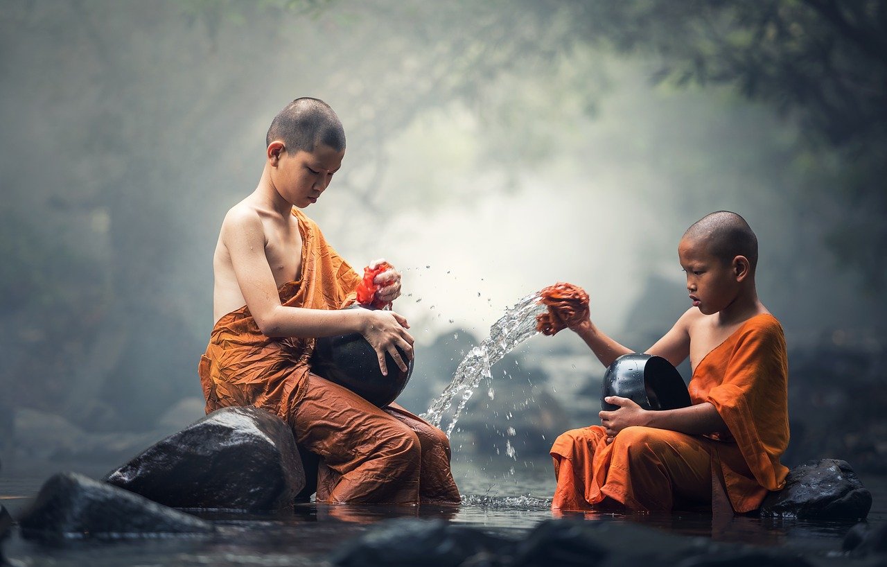 Szczegółowe spojrzenie na hinduizm i buddyzm