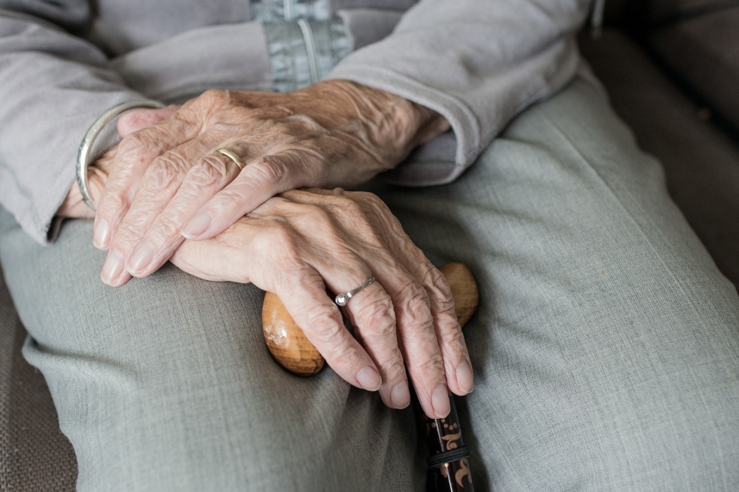 Nowe badanie wskazuje, że złe nawyki żywieniowe mogą przyczyniać się do rozwoju choroby Alzheimera