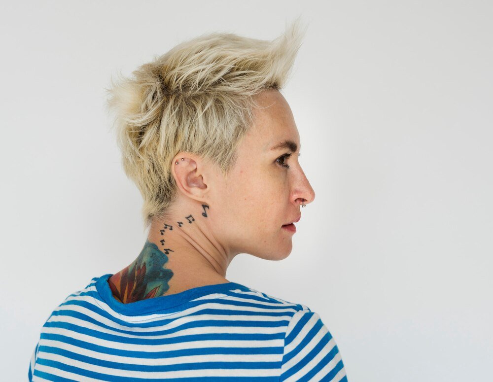 Kolczyk w języku: rodzaje, opuchlizna i czas gojenia